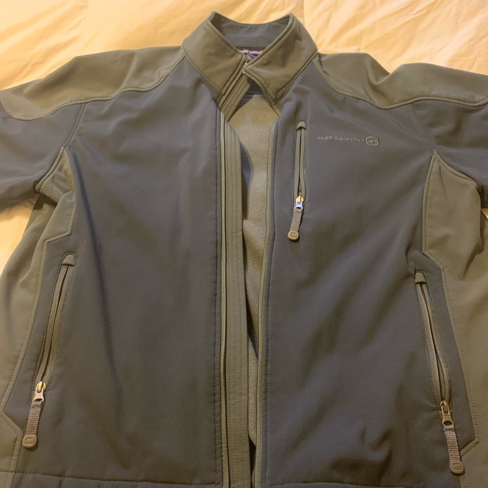 Performance Jacket - Picture 2 of 3